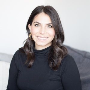 Meet your Posher, Julia